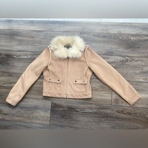 Guess suede Jacket with Faux Fur Collar/ woman’s M
⭐️Host Pick